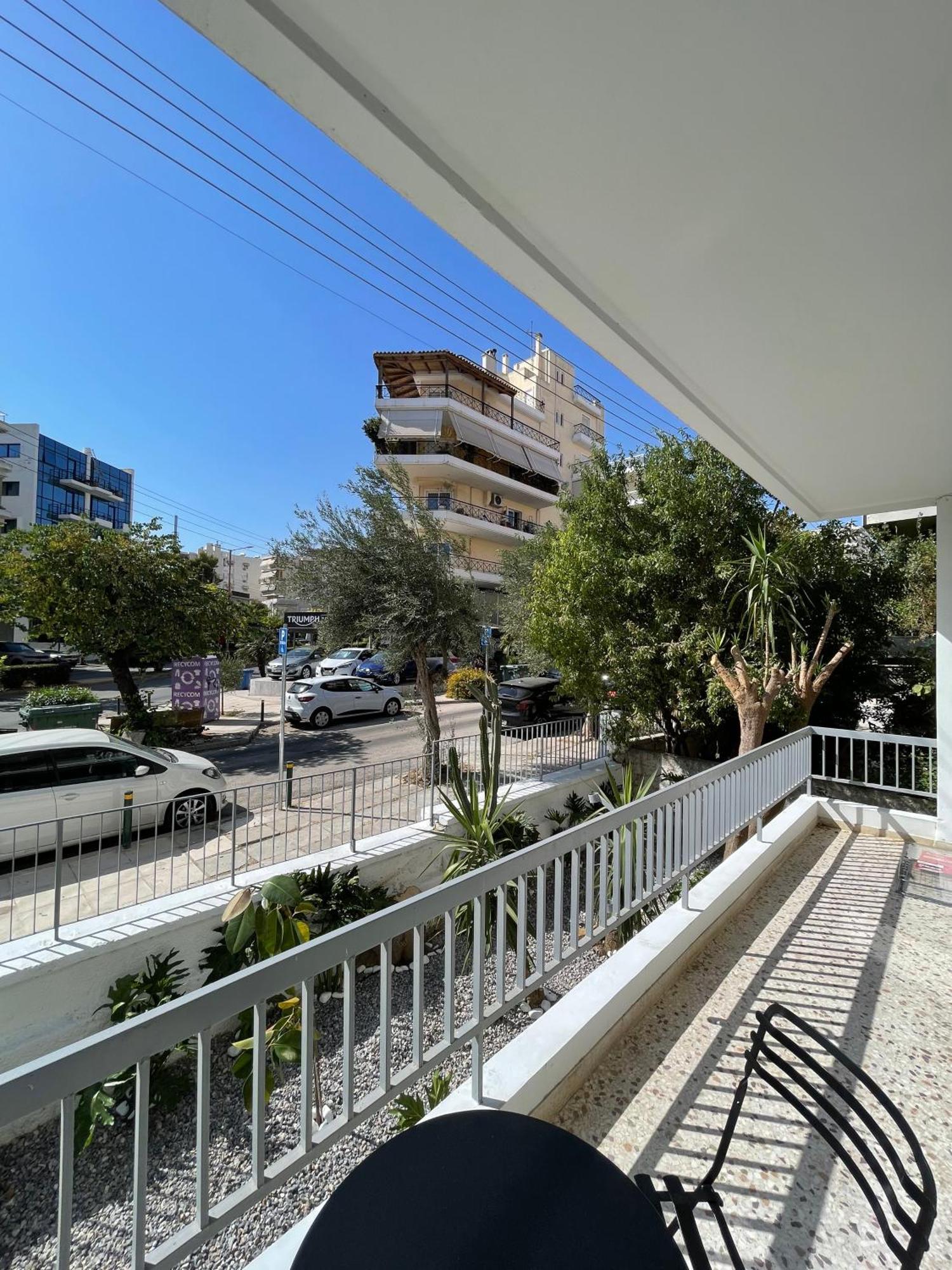 Athenean Bnb Seaside Serenity Steps From The Riviera Exterior foto